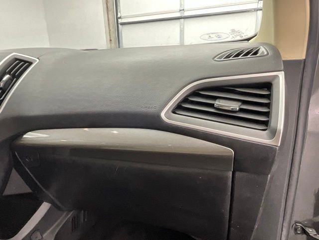 Used 2018 Ford Edge SEL image 11