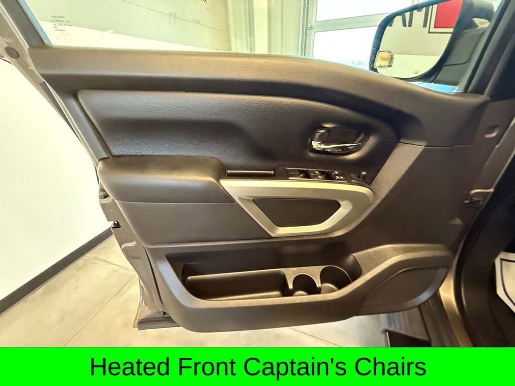 Used 2018 Nissan Titan SV AWD/4WD image 11
