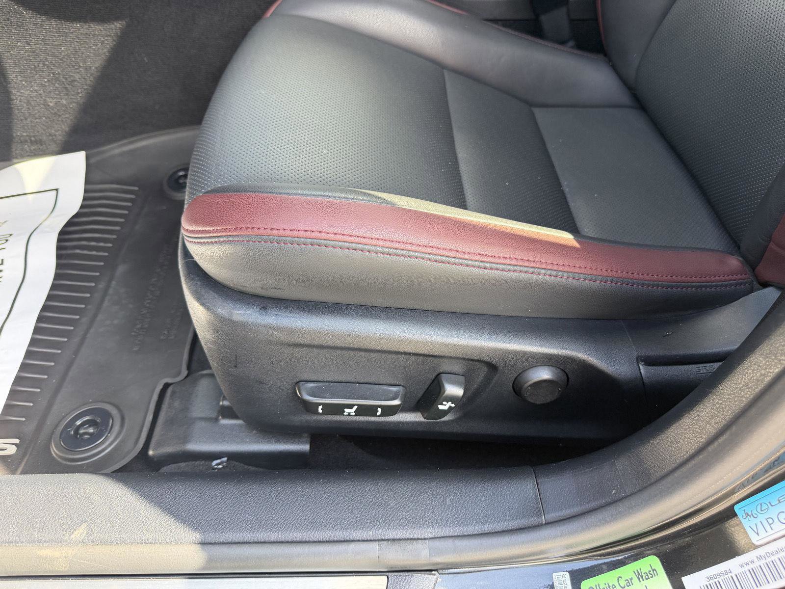 Used 2018 Lexus IS 300 w/ Accessory Package 2 image 11