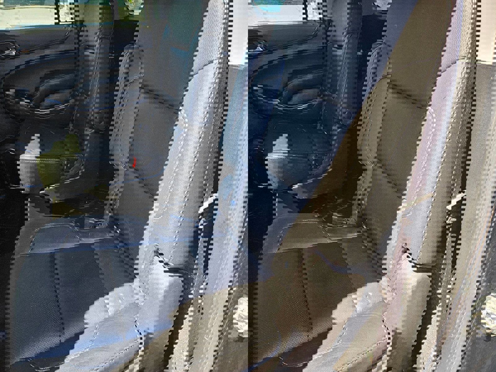 Used 2019 GMC Yukon XL SLT w/ Open Road Package image 28