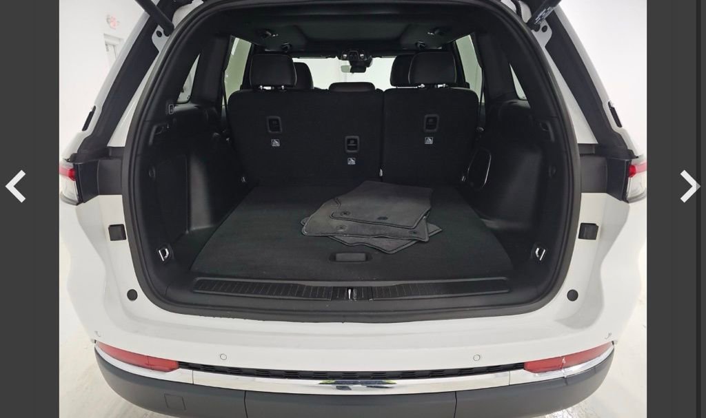 Used 2025 Jeep Grand Cherokee Limited 4xe image 15