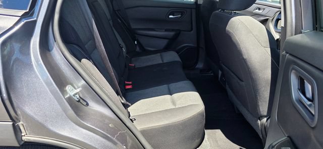 Used 2025 Nissan Rogue SV AWD/4WD image 14