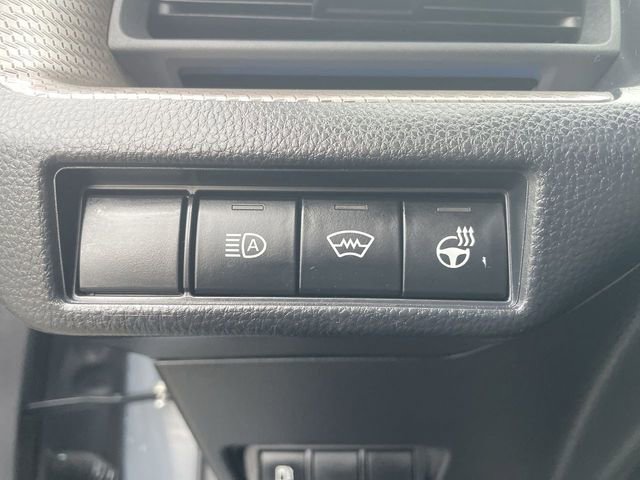 Used 2023 Toyota Prius XLE image 33