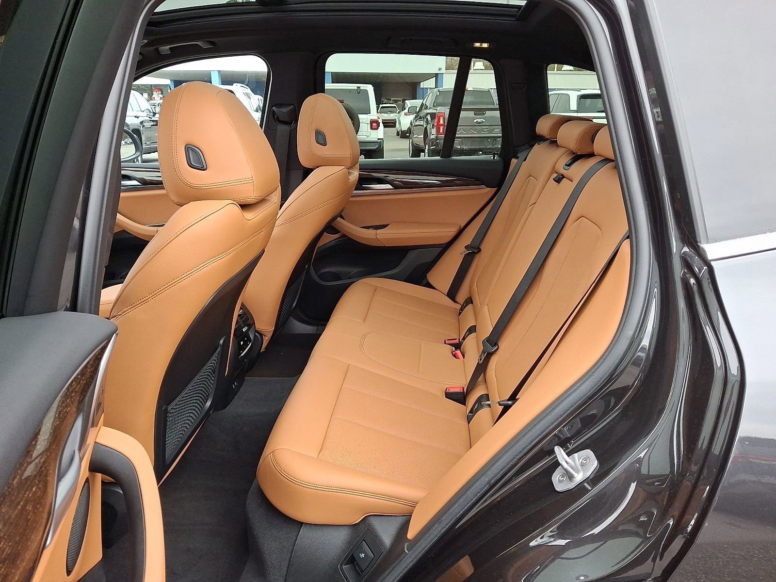 Used 2024 BMW X3 xDrive30i w/ Premium Package w/ZPA image 11