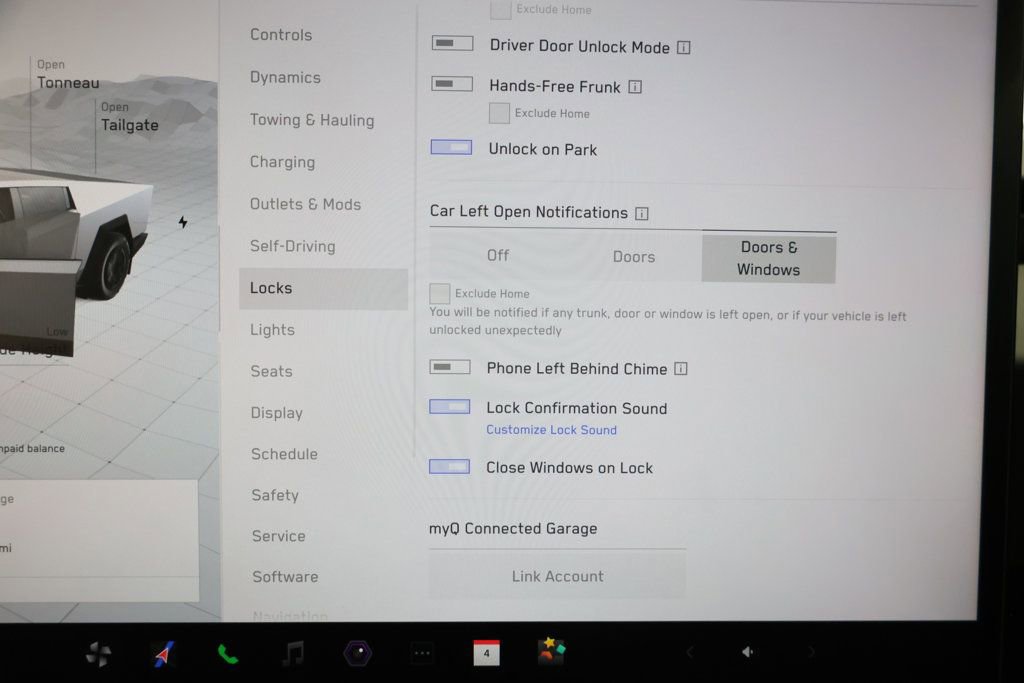 Used 2024 Tesla Cybertruck AWD Crew Cab image 20