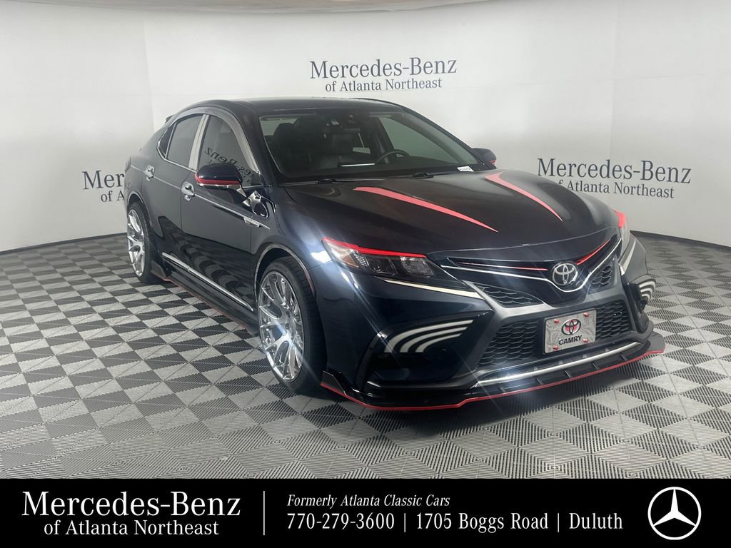 Used 2021 Toyota Camry SE FWD video 1