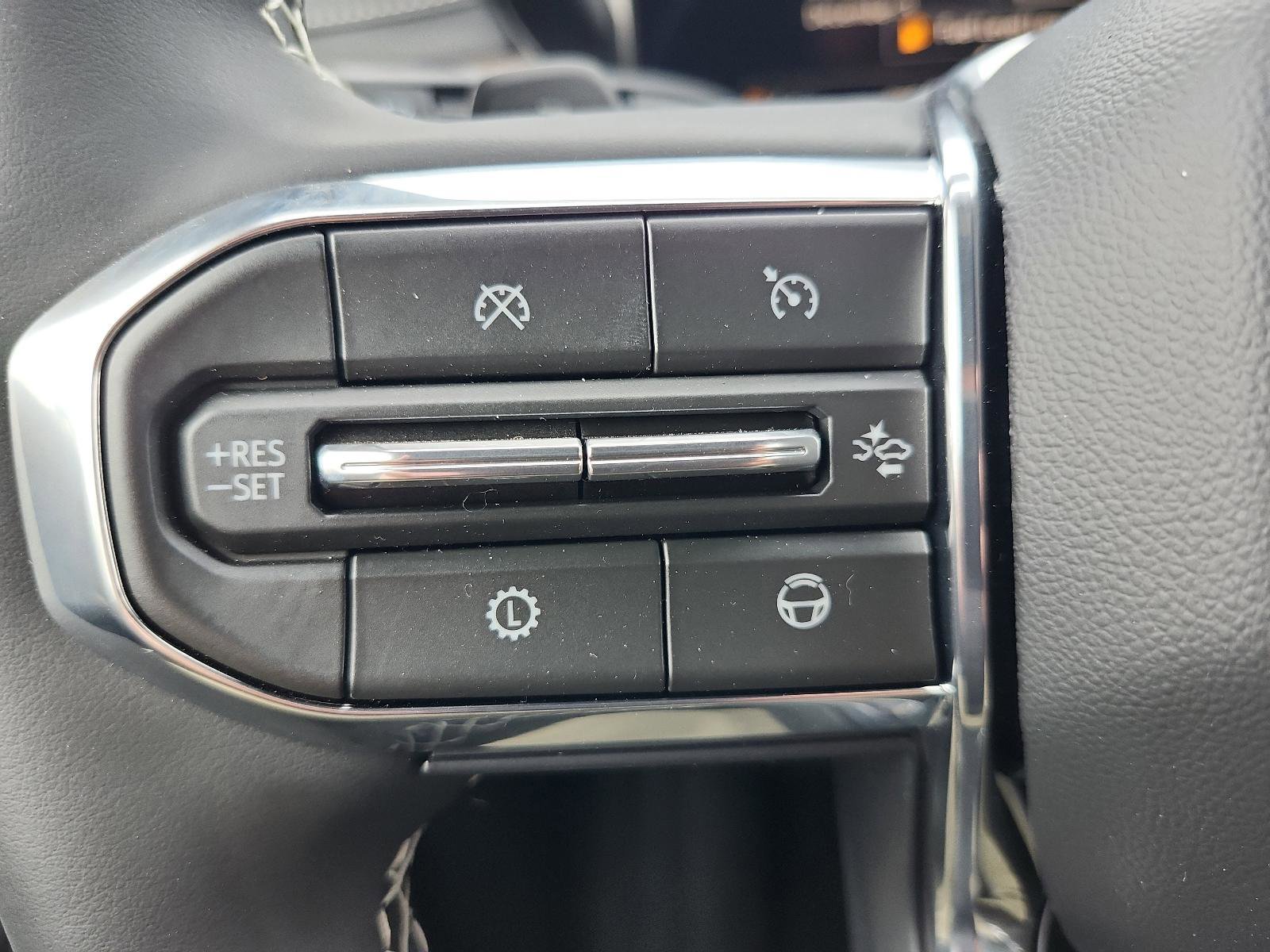 New 2026 GMC Acadia Denali w/ Super Cruise Package image 21