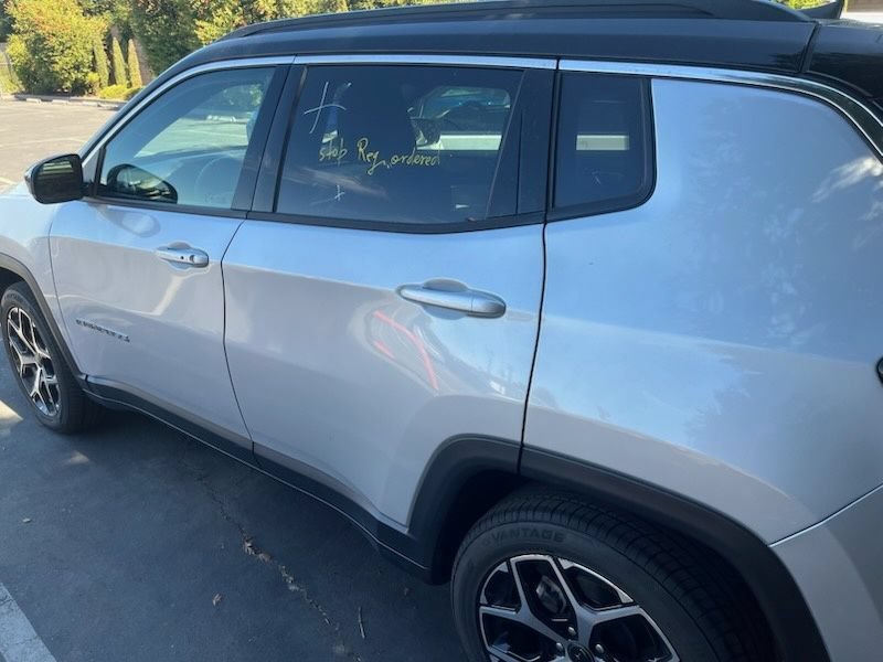 Used 2025 Jeep Compass Limited AWD/4WD image 6