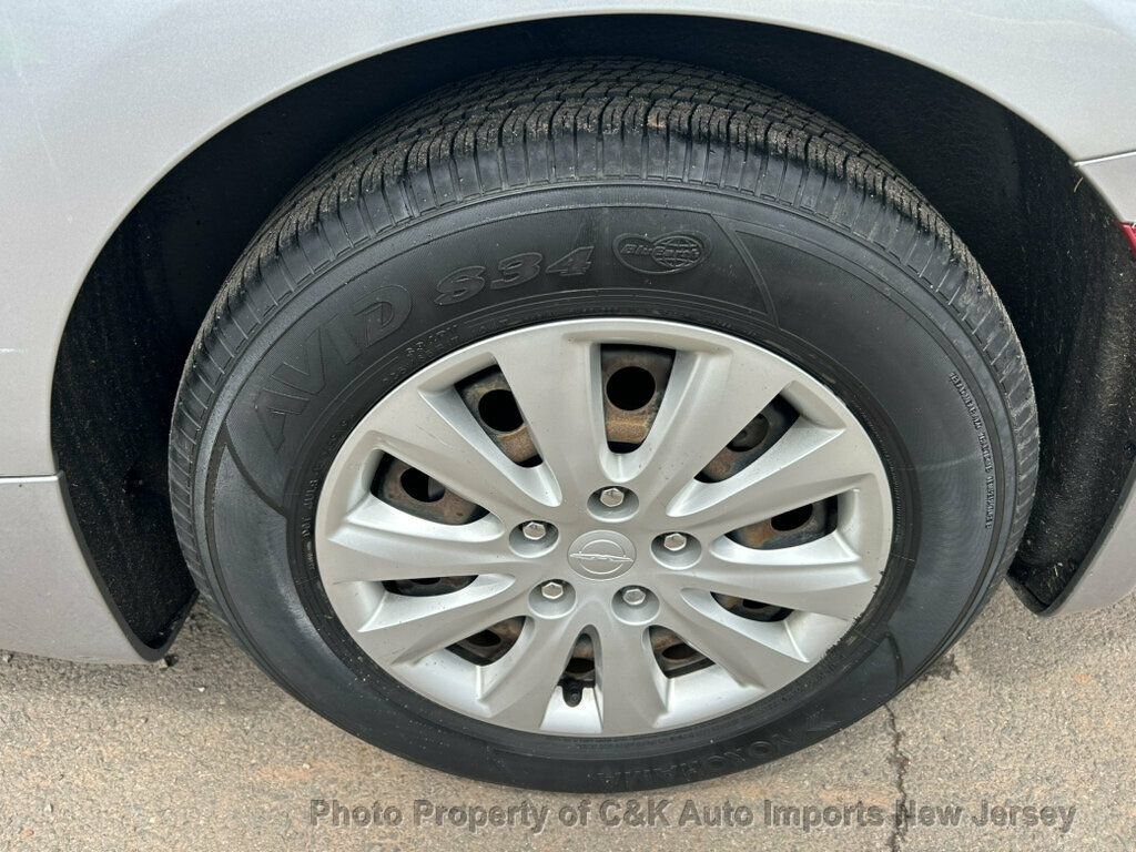 Used 2020 Chrysler Voyager L FWD image 49