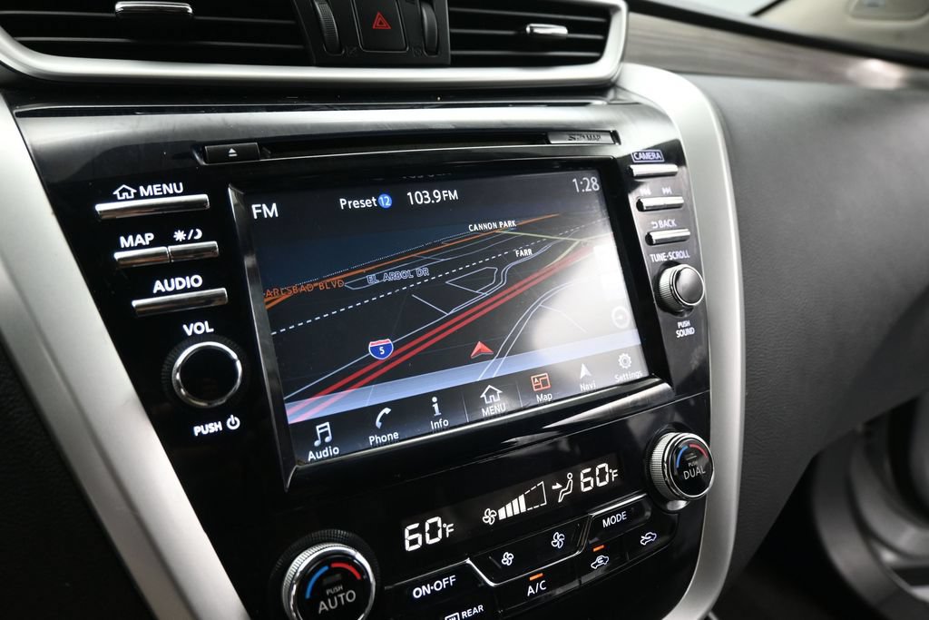 Used 2016 Nissan Murano SL FWD image 13