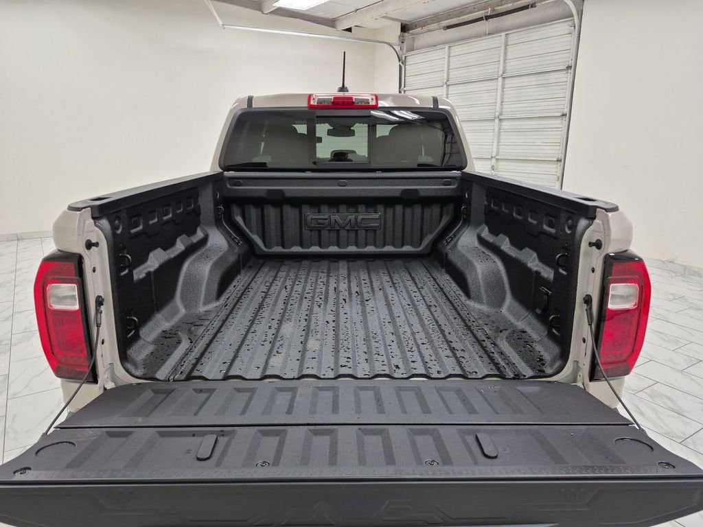 New 2026 GMC Canyon Elevation w/ Convenience Package image 27