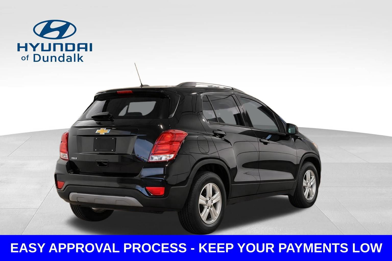 Used 2021 Chevrolet Trax LT image 2