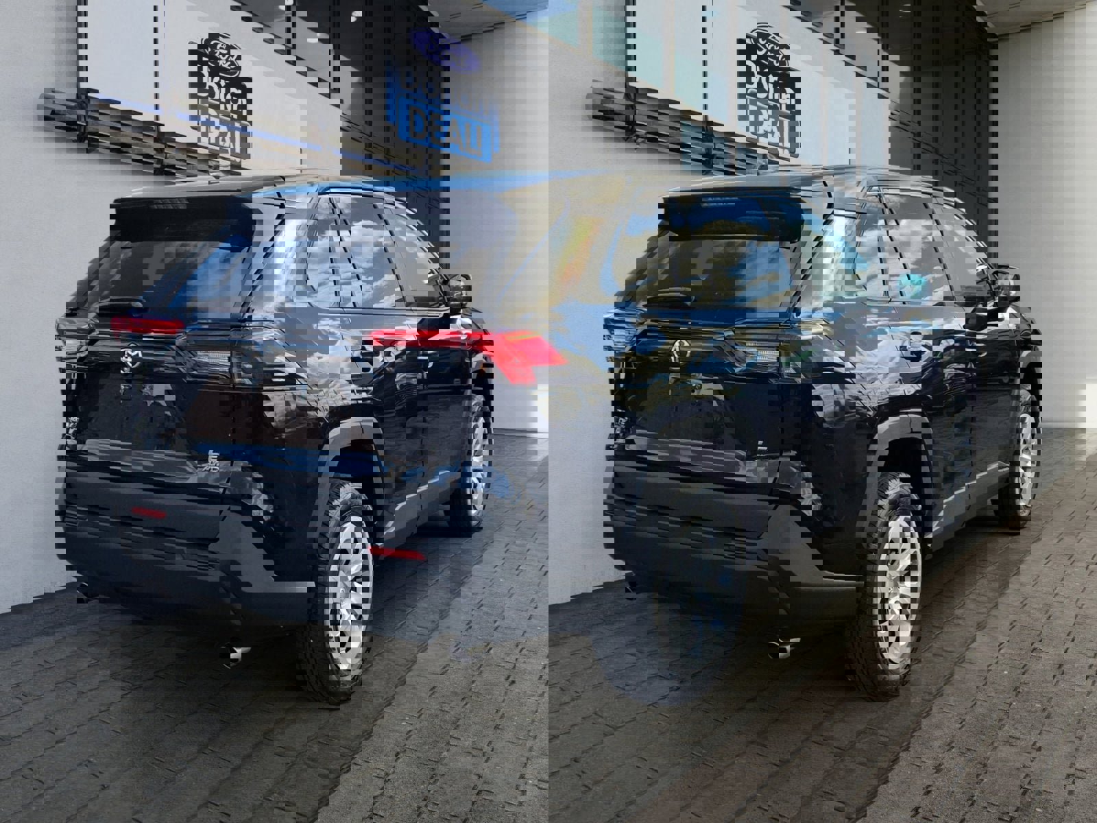 Used 2024 Toyota RAV4 LE image 3