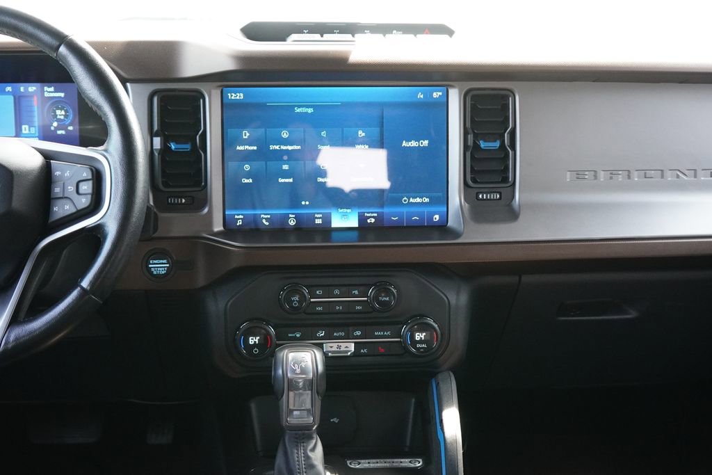 Used 2021 Ford Bronco Outer Banks w/ Sasquatch Package AWD/4WD image 24