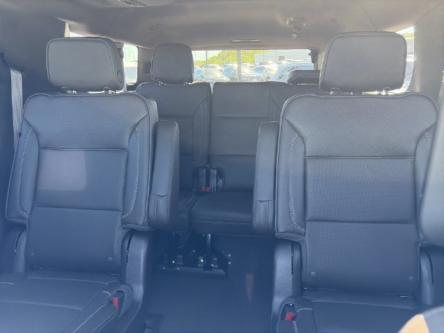 Used 2024 GMC Yukon XL Denali w/ Denali Reserve Package AWD/4WD image 23