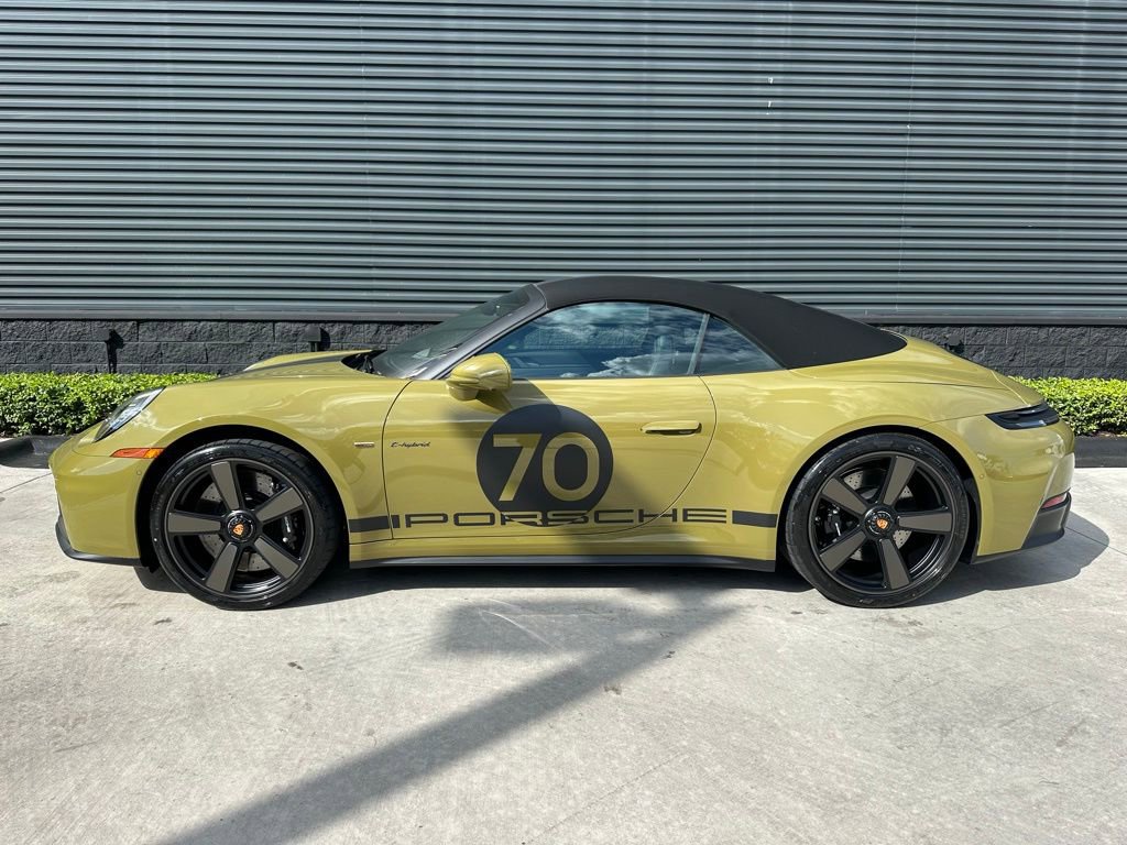 Certified 2026 Porsche 911 Carrera GTS image 2