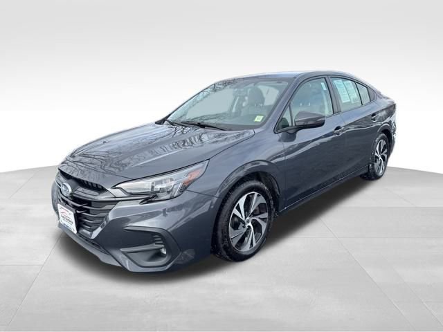 Used 2024 Subaru Legacy Premium image 3