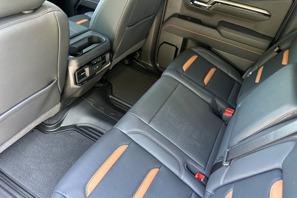 New 2026 GMC Sierra 1500 AT4 w/ AT4 Premium Package AWD/4WD image 12
