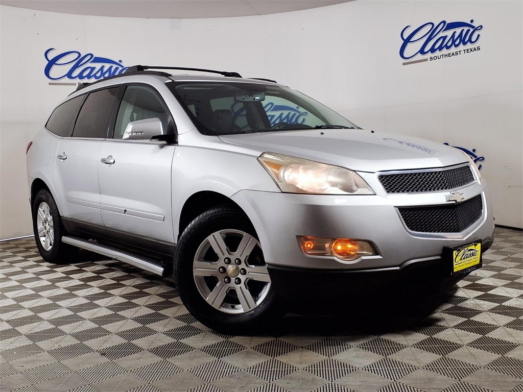 Used 2012 Chevrolet Traverse LT w/ LPO, 'HIT The Road' Package video 1