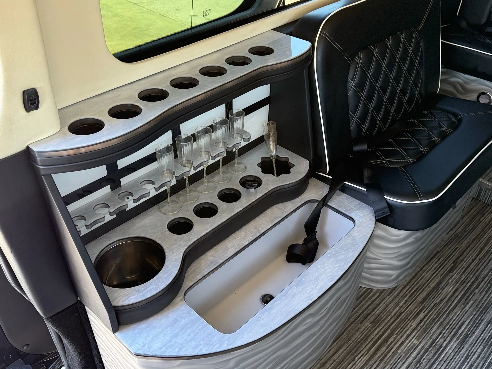 Used 2023 Mercedes-Benz Sprinter 3500 image 40