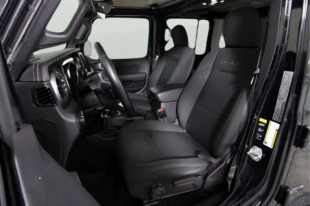 Used 2021 Jeep Wrangler Unlimited Sahara AWD/4WD image 36