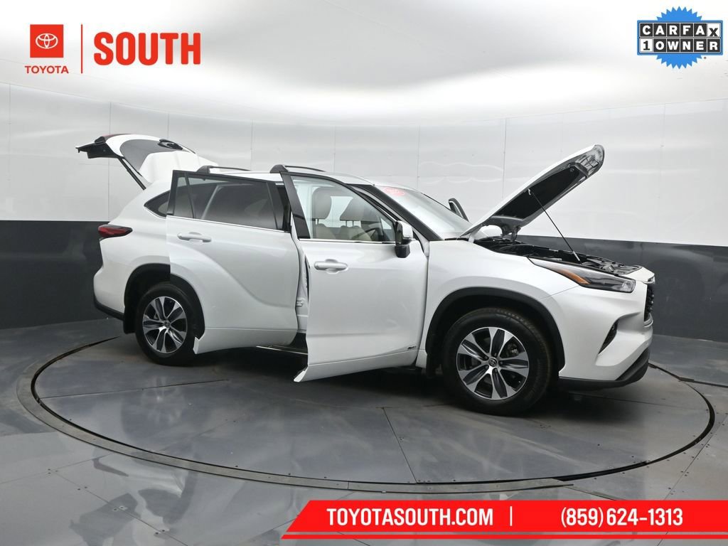 Used 2022 Toyota Highlander XLE image 64