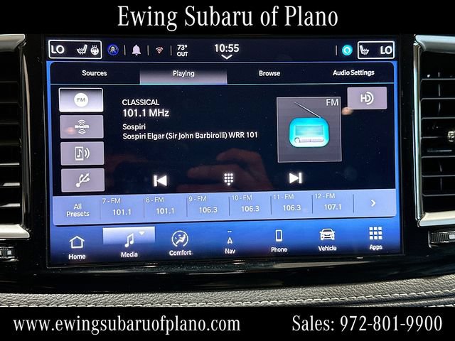 Used 2024 Chrysler Pacifica Limited FWD image 15