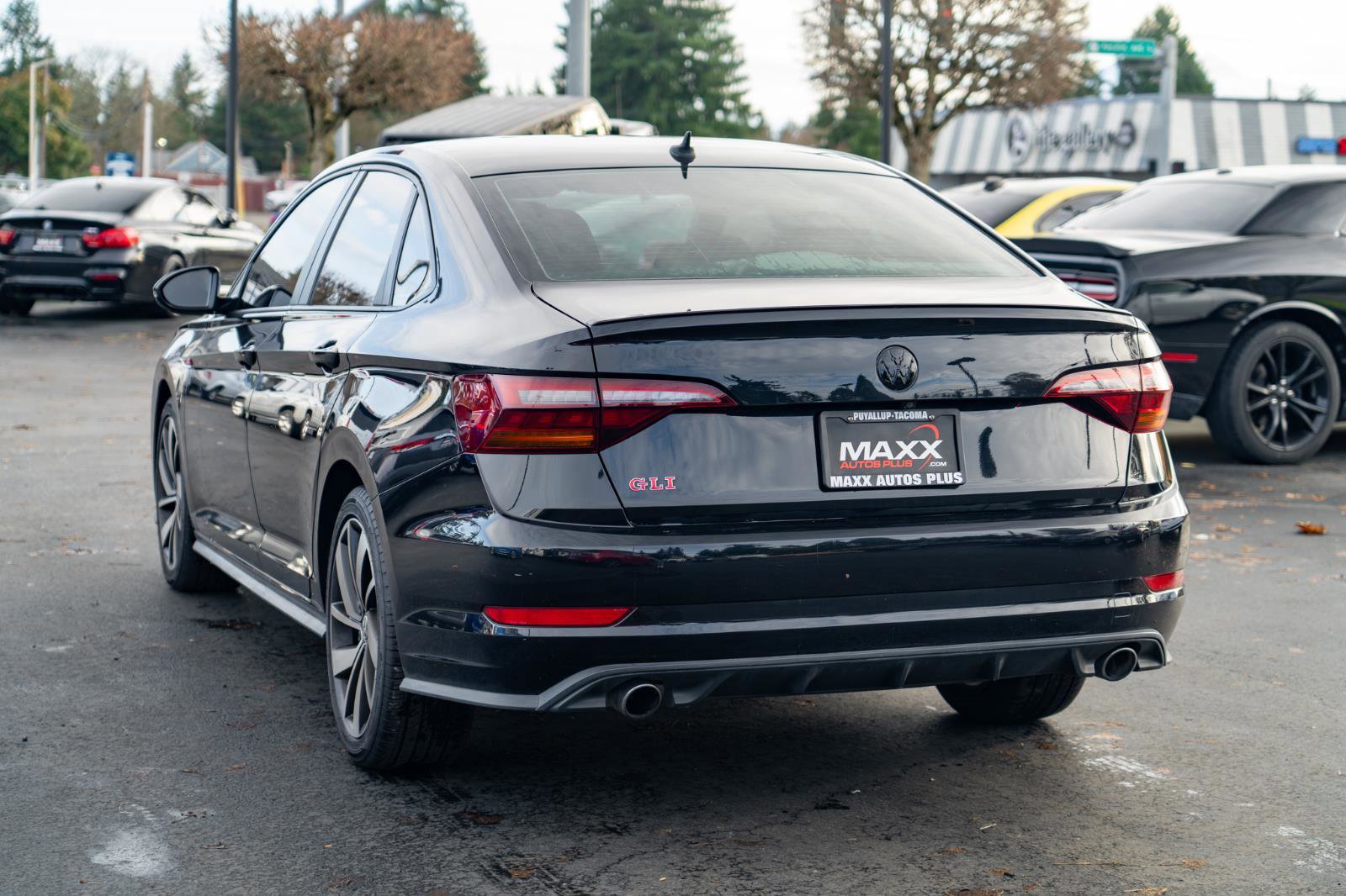 Used 2019 Volkswagen Jetta GLI image 11