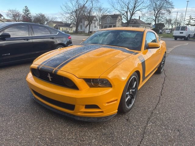 Used 2013 Ford Mustang Boss 302 w/ Boss 302 Accessory Pkg RWD image 2