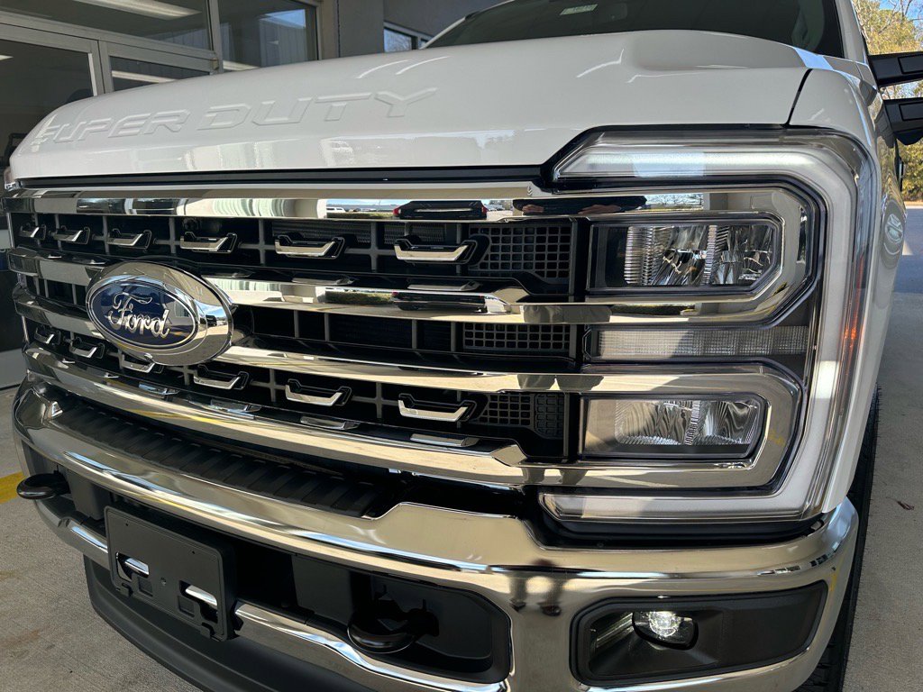 New 2026 Ford F250 Lariat w/ FX4 Off-Road Package image 1