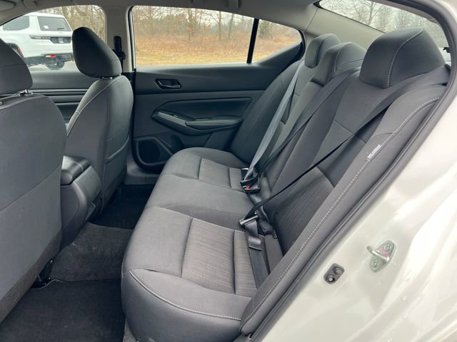 Used 2025 Nissan Altima 2.5 SV image 4