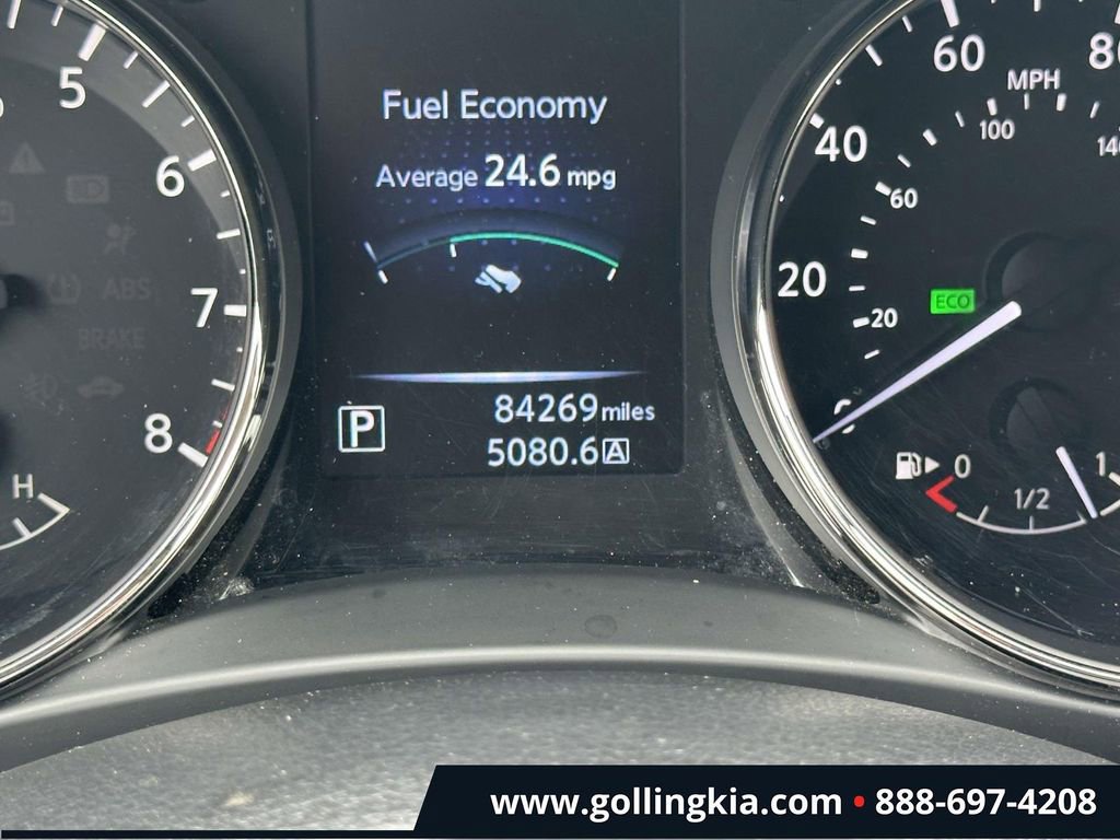 Used 2016 Nissan Rogue SV FWD image 19