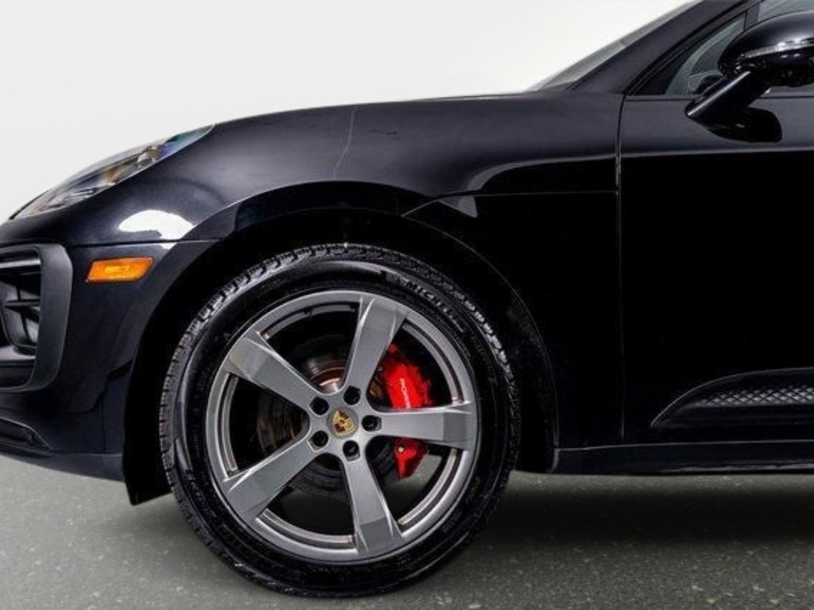 Used 2022 Porsche Macan S w/ Premium Package Plus image 20