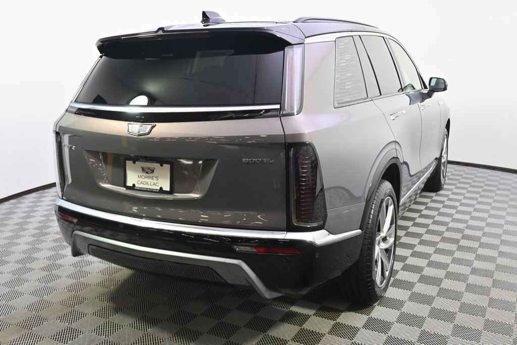 New 2026 Cadillac Vistiq Luxury w/ LPO, Floor Liner Package image 6