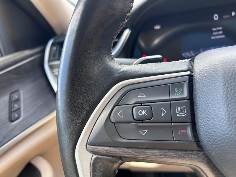 Used 2022 Jeep Grand Cherokee L Limited image 16