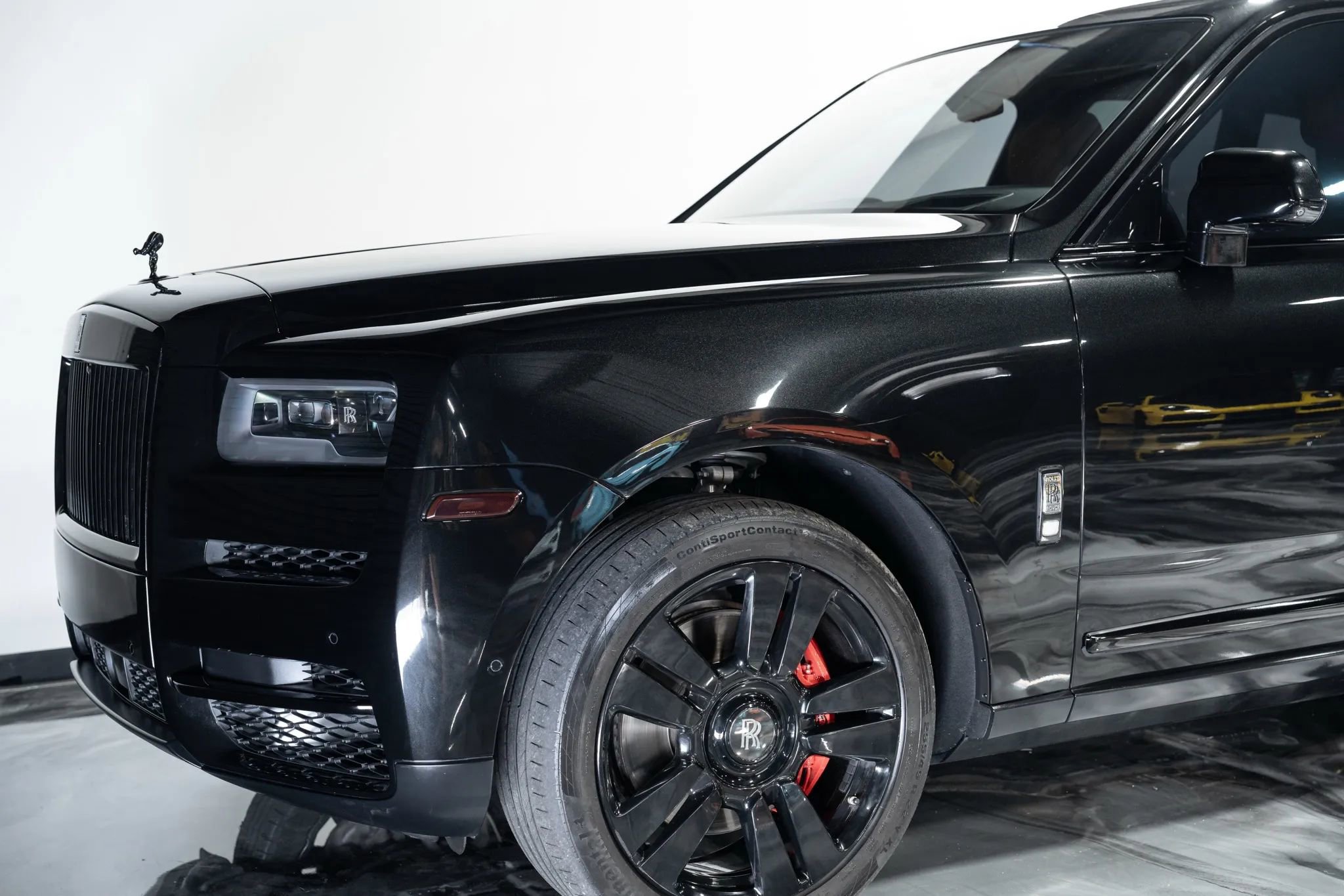 Used 2019 Rolls-Royce Cullinan image 16