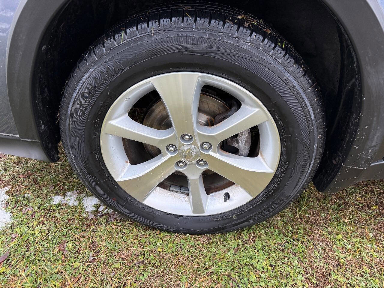 Used 2014 Subaru Outback 2.5i Limited w/ Moonroof Package image 18