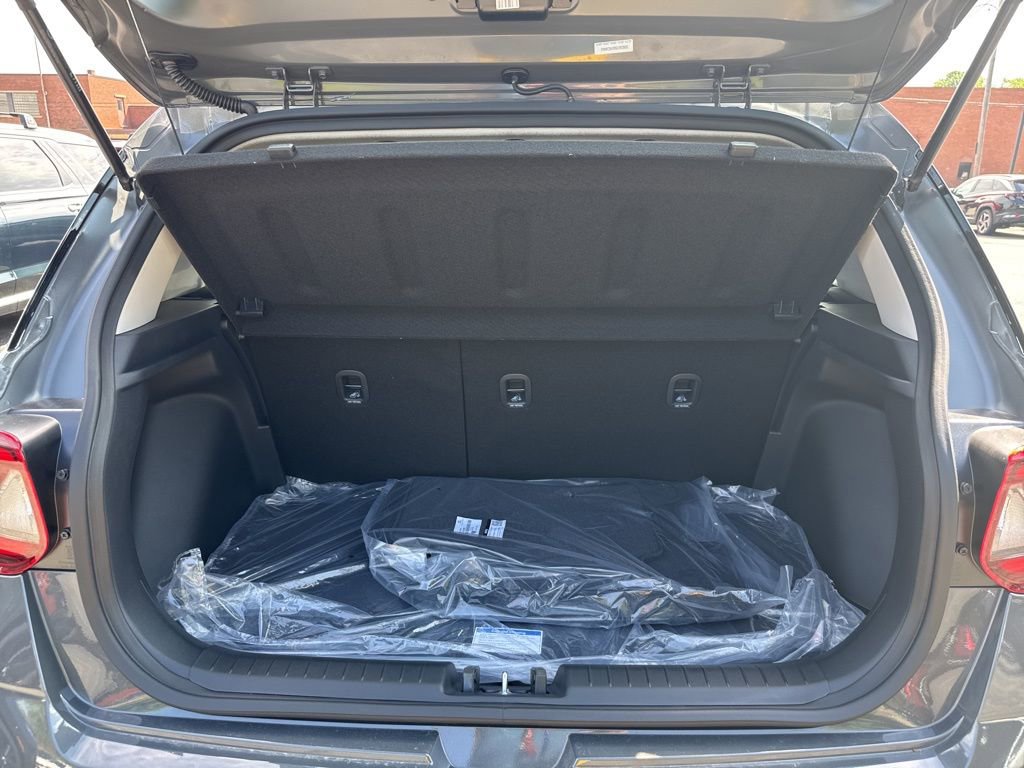 New 2025 Hyundai Venue SEL image 16