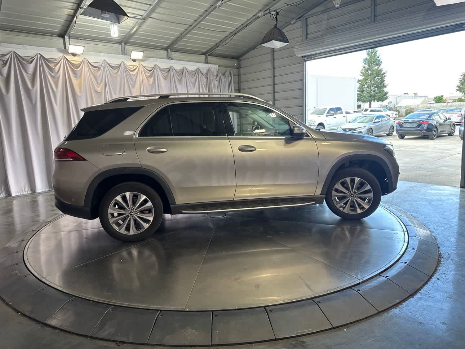 Used 2022 Mercedes-Benz GLE 350 image 4
