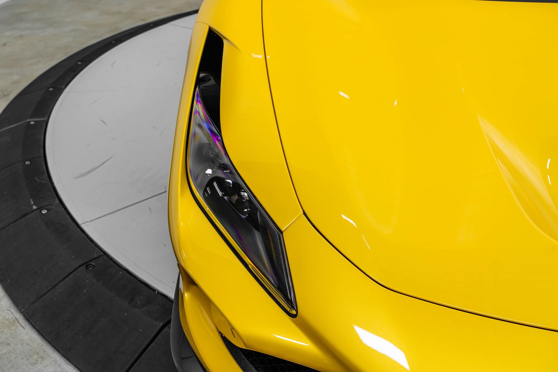 Certified 2022 Ferrari F8 Tributo RWD image 46