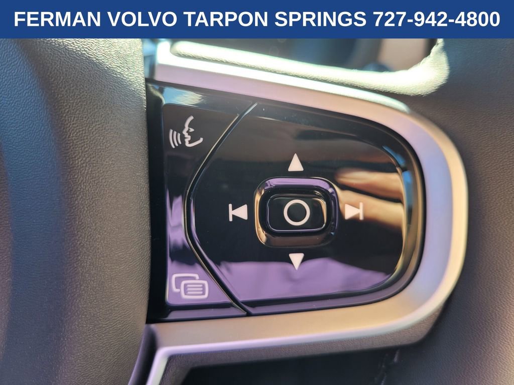 New 2026 Volvo XC90 T8 Plus w/ Protection Package Premier image 30