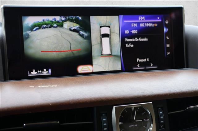 Used 2018 Lexus LX 570 4WD w/ Luxury Package image 18