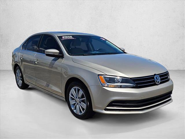 Used 2015 Volkswagen Jetta SE FWD image 3