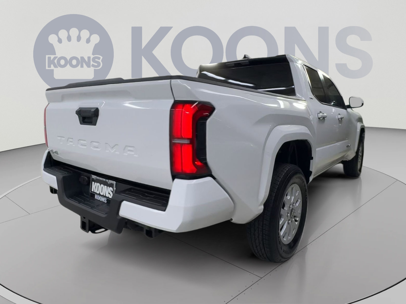 Used 2026 Toyota Tacoma SR5 AWD/4WD image 11
