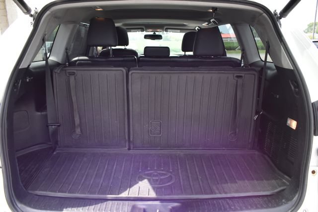 Used 2015 Toyota Highlander XLE AWD/4WD image 39