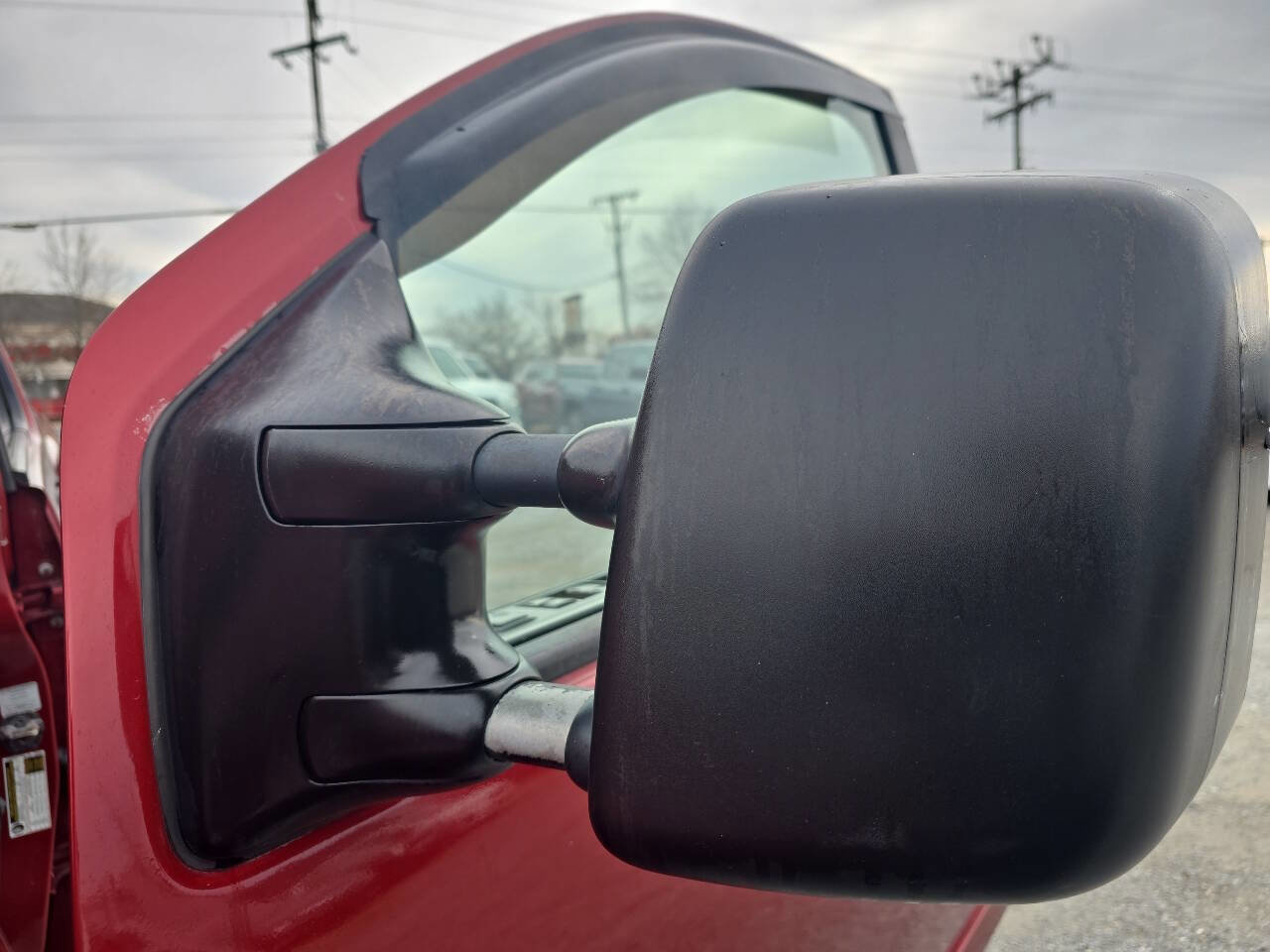 Used 2014 Nissan Titan SV w/ SV Premium Utility Package image 38