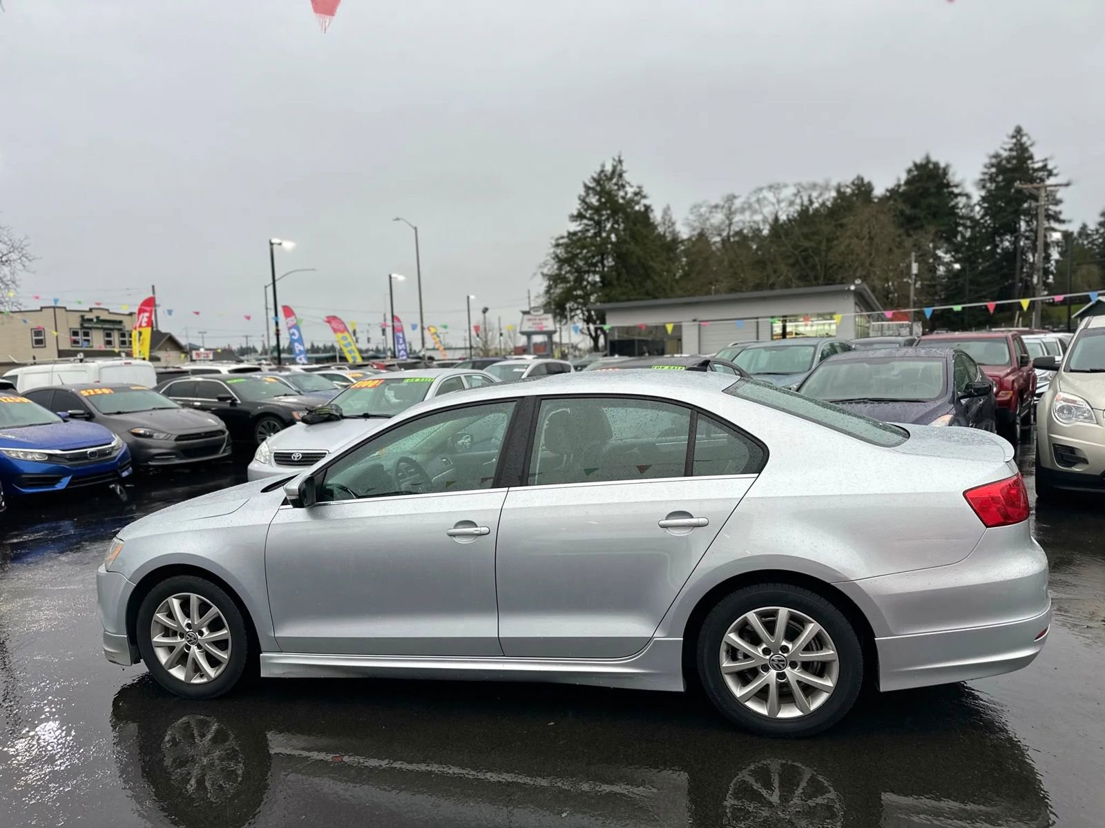 Used 2014 Volkswagen Jetta SE image 9