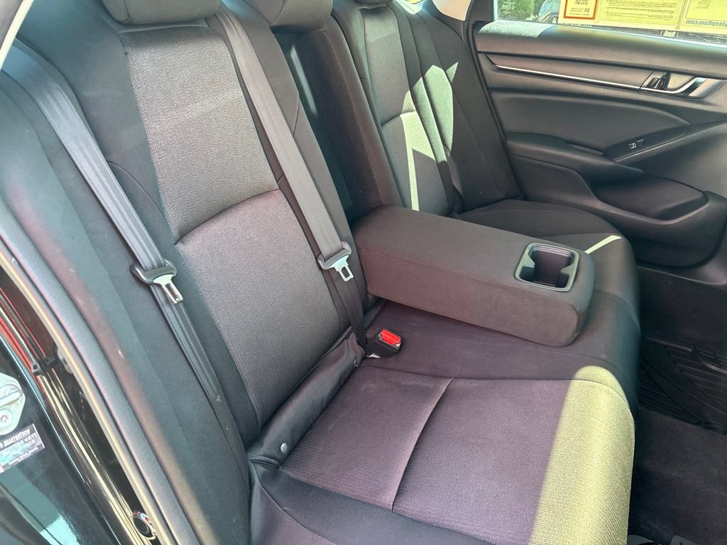 Used 2018 Honda Accord EX image 42