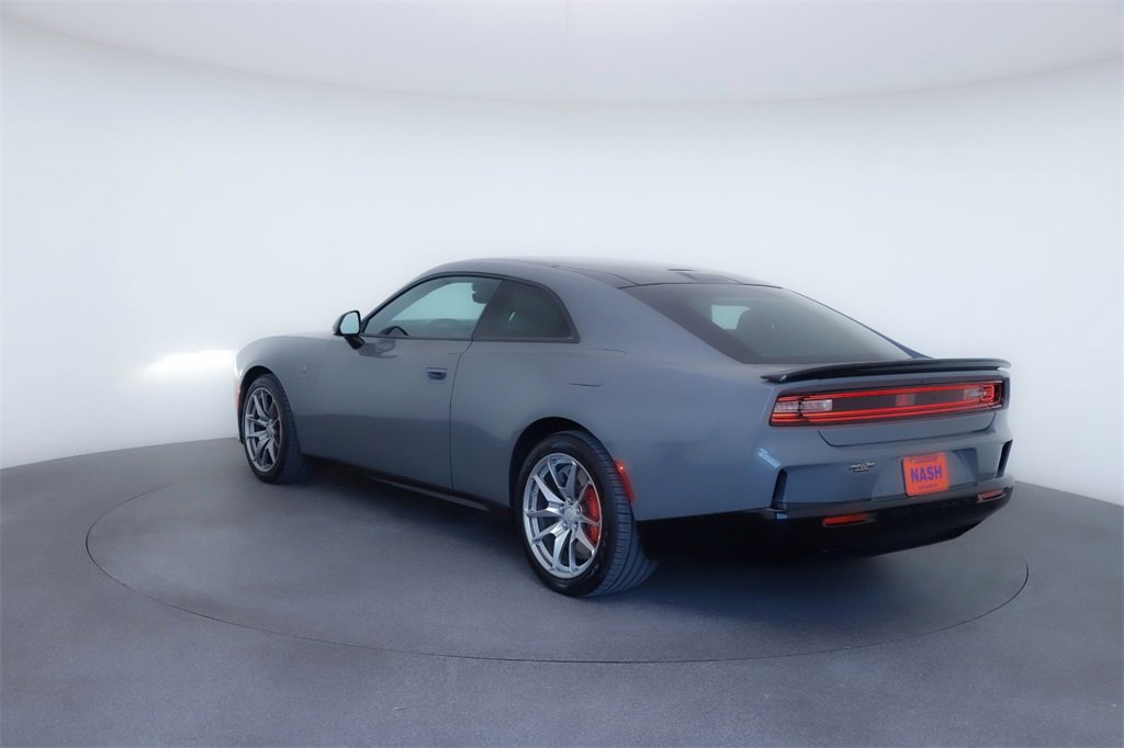 Used 2025 Dodge Charger R/T Scat Pack w/ Track Pack image 4