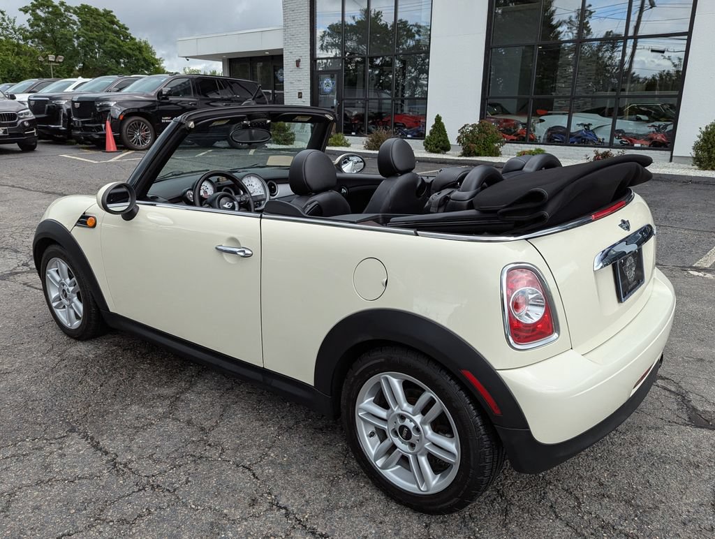 Used 2011 MINI Cooper Convertible FWD image 36